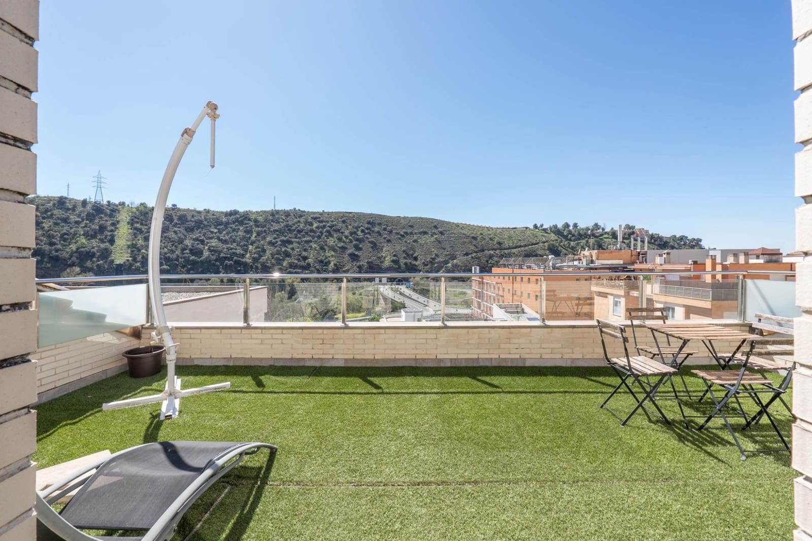 4 soveværelse Rækkehus til salg i Granada by med garage - € 512.000 (Ref: 9702391)