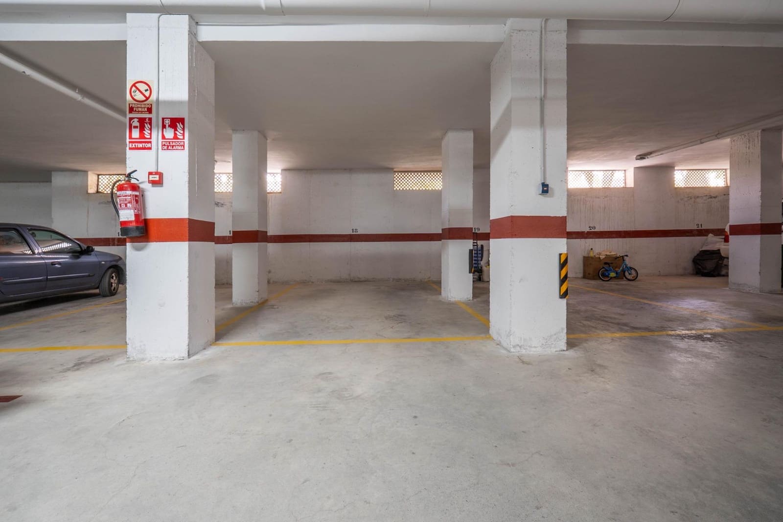 1 chambre Appartement à vendre à Motril avec piscine garage - 284 900 € (Ref: 9702392)