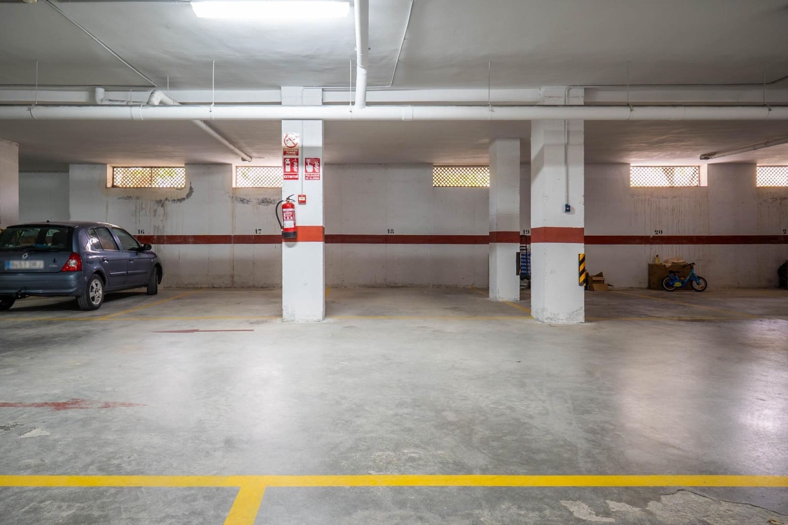 1 chambre Appartement à vendre à Motril avec piscine garage - 284 900 € (Ref: 9702392)