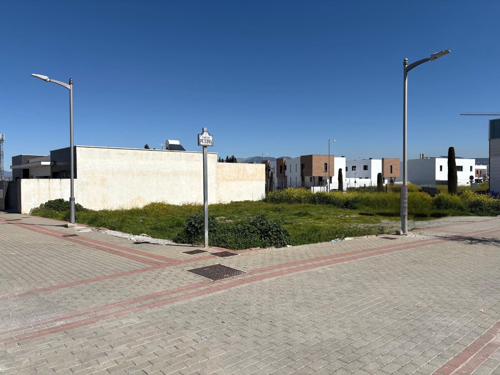 Building Plot for sale in Churriana de la Vega - € 179,900 (Ref: 9702393)