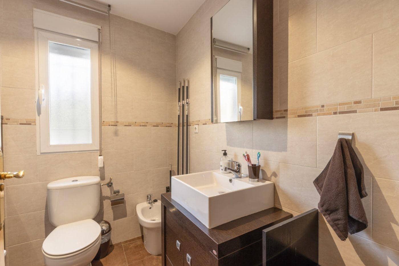 1 bedroom Apartment for sale in Las Gabias with garage - € 129,000 (Ref: 9702394)