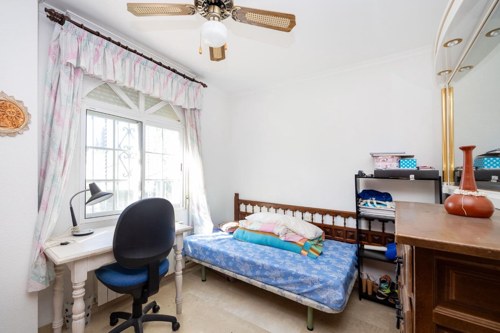 5 bedroom Villa for sale in Ogijares with pool garage - € 590,000 (Ref: 9702395)