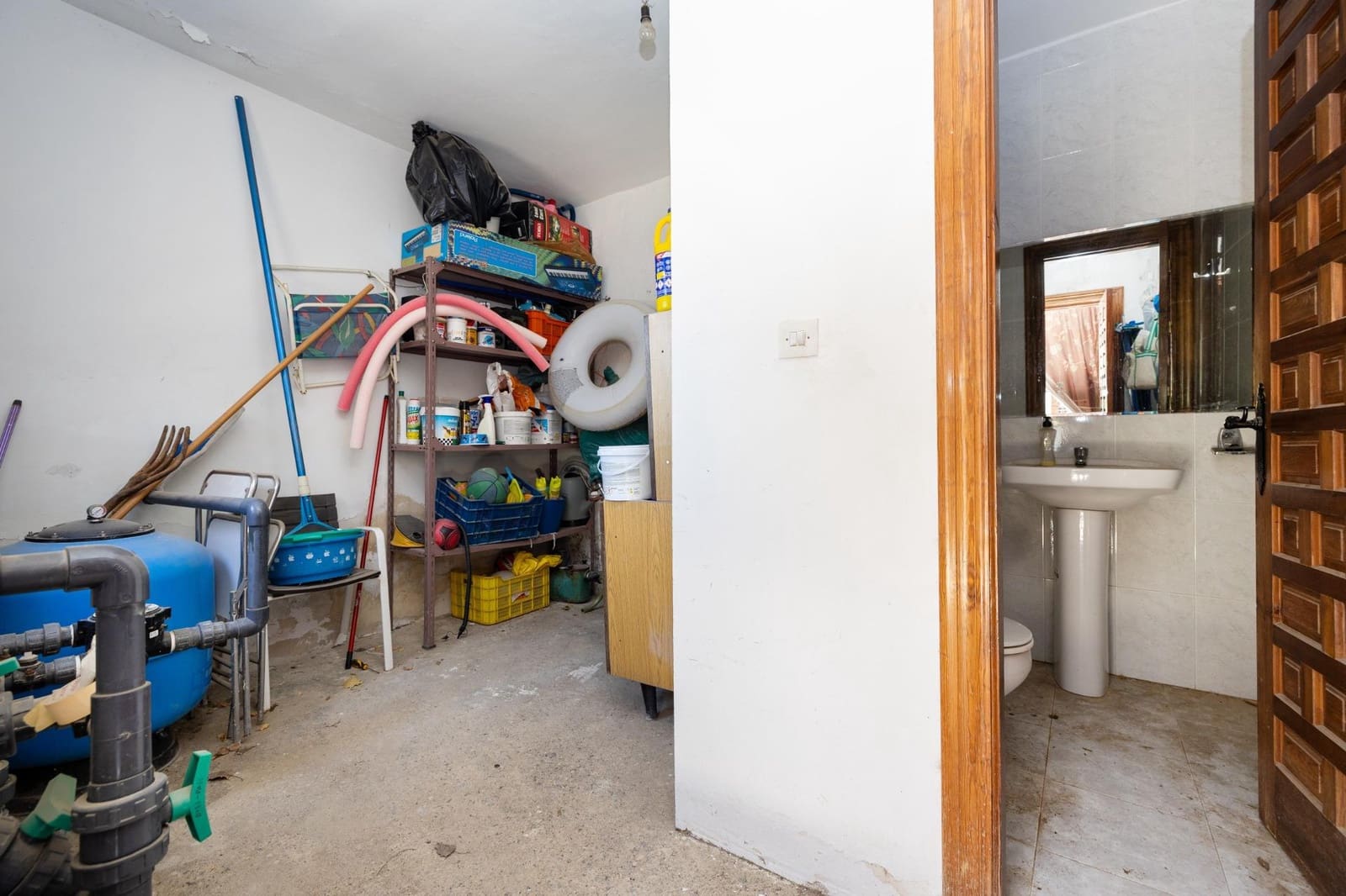 5 bedroom Villa for sale in Ogijares with pool garage - € 590,000 (Ref: 9702395)