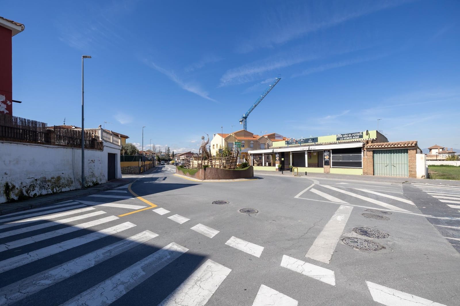 5 bedroom Villa for sale in Ogijares with pool garage - € 590,000 (Ref: 9702395)