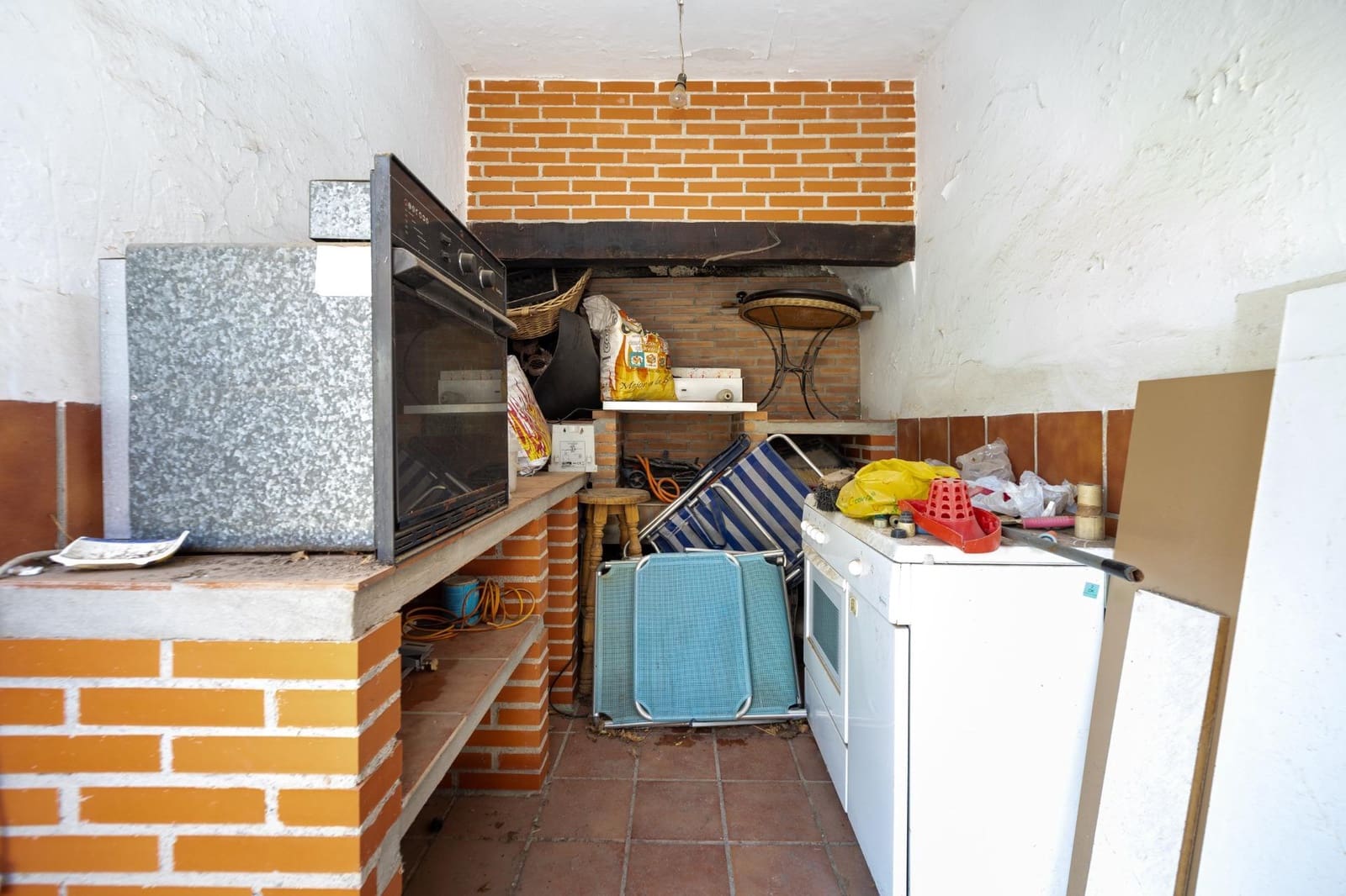 5 bedroom Villa for sale in Ogijares with pool garage - € 590,000 (Ref: 9702395)