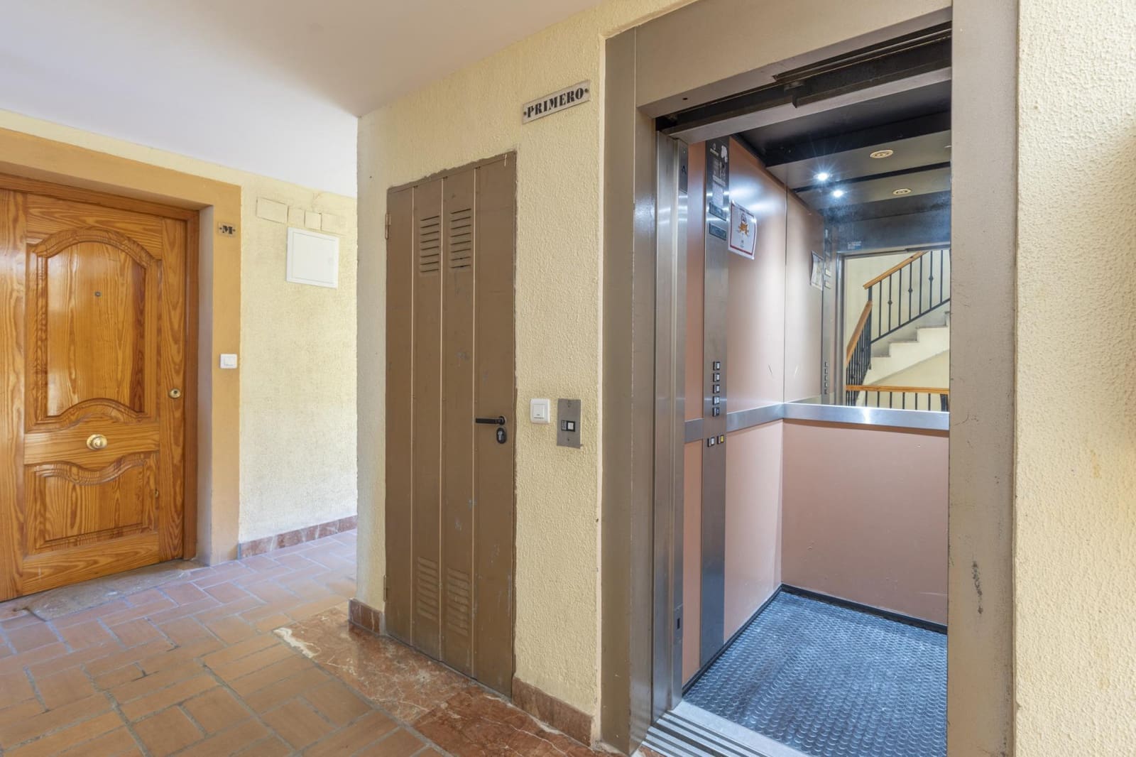 3 bedroom Flat for sale in Gojar with pool - € 195,000 (Ref: 9712386)