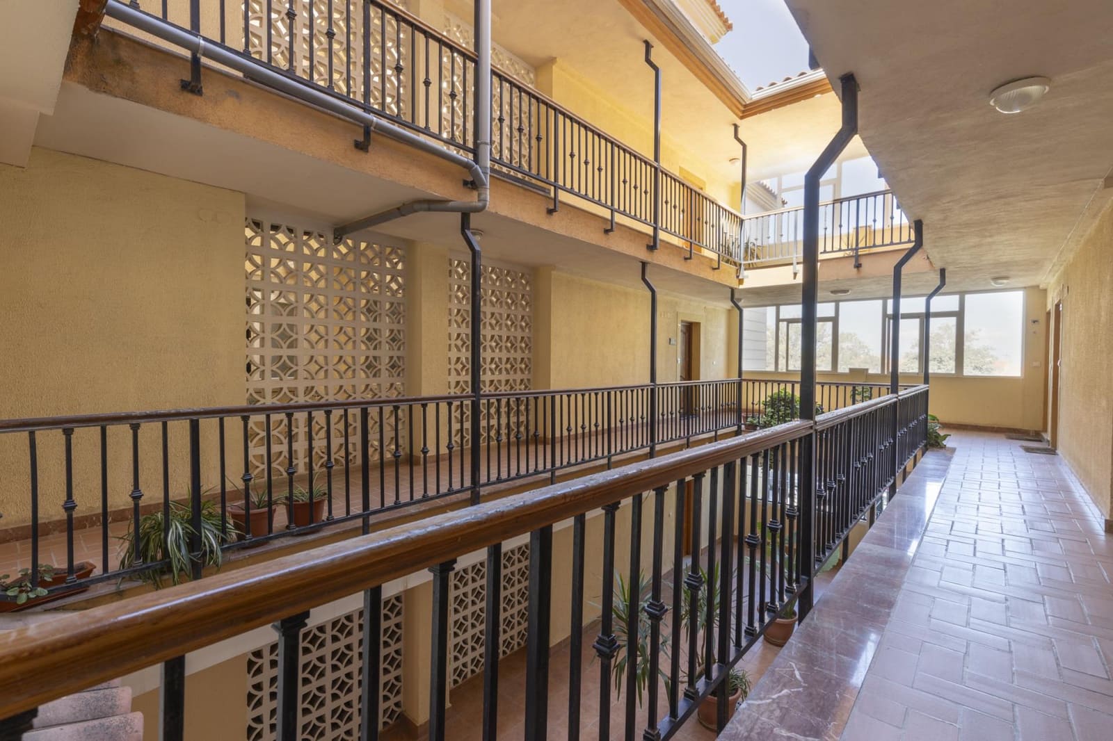 3 bedroom Flat for sale in Gojar with pool - € 195,000 (Ref: 9712386)