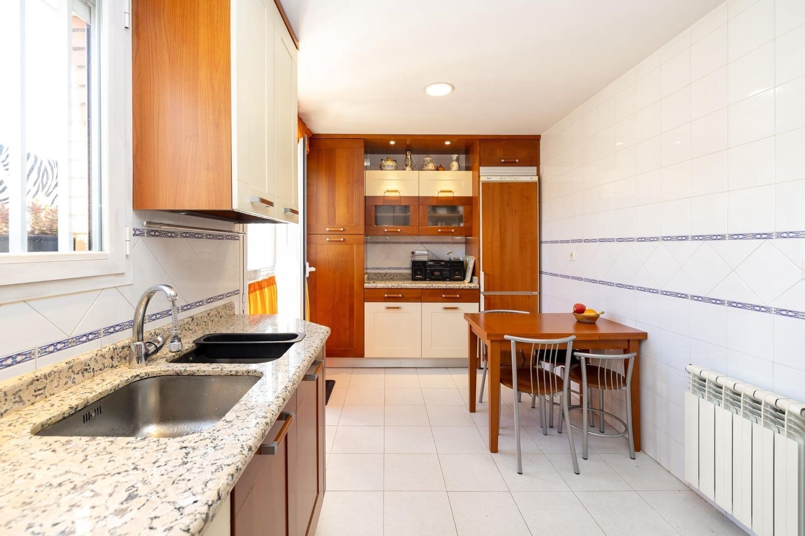 4 soveværelse Rækkehus til salg i Granada by - € 535.000 (Ref: 9712387)