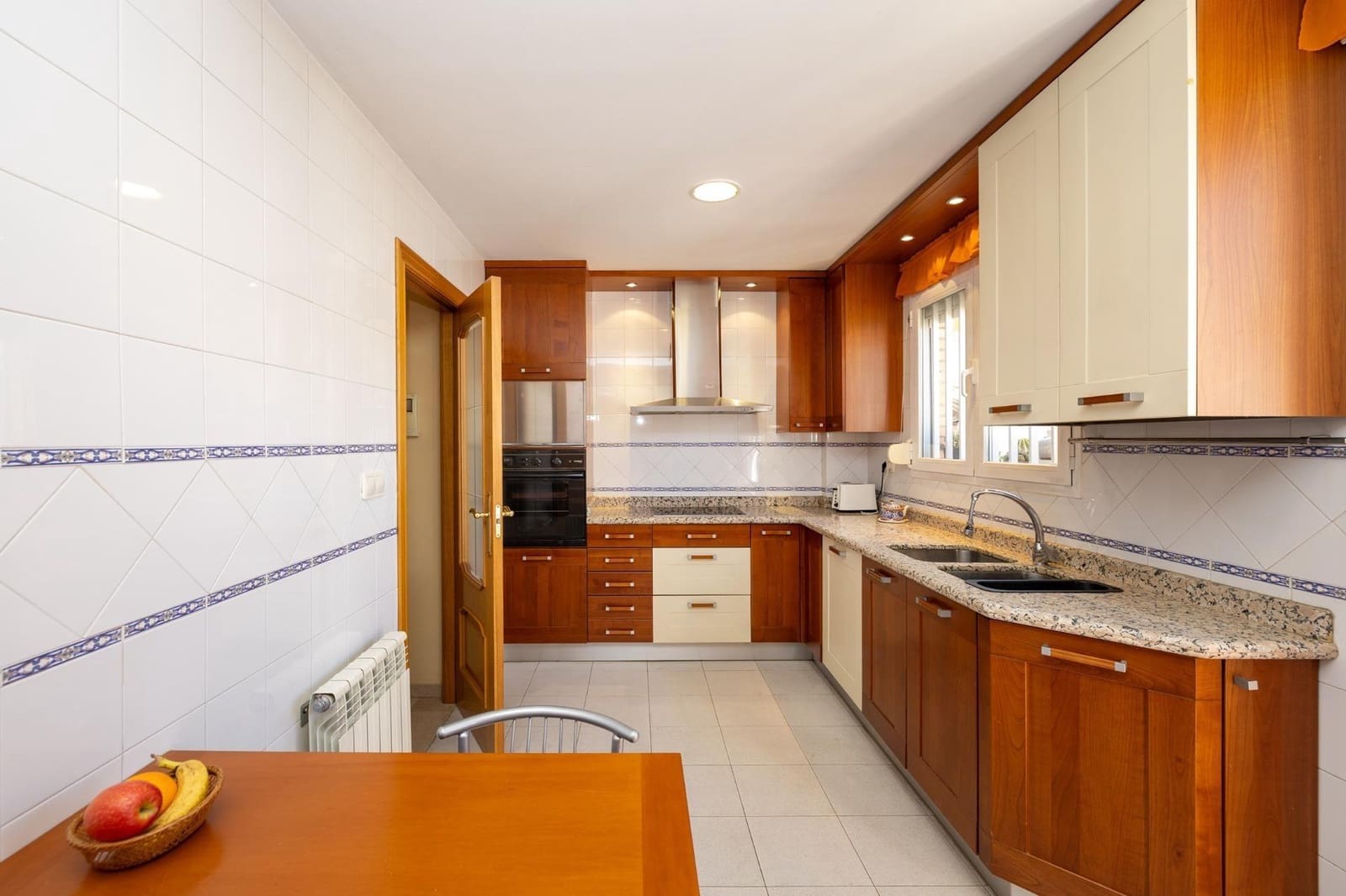 4 soveværelse Rækkehus til salg i Granada by - € 535.000 (Ref: 9712387)