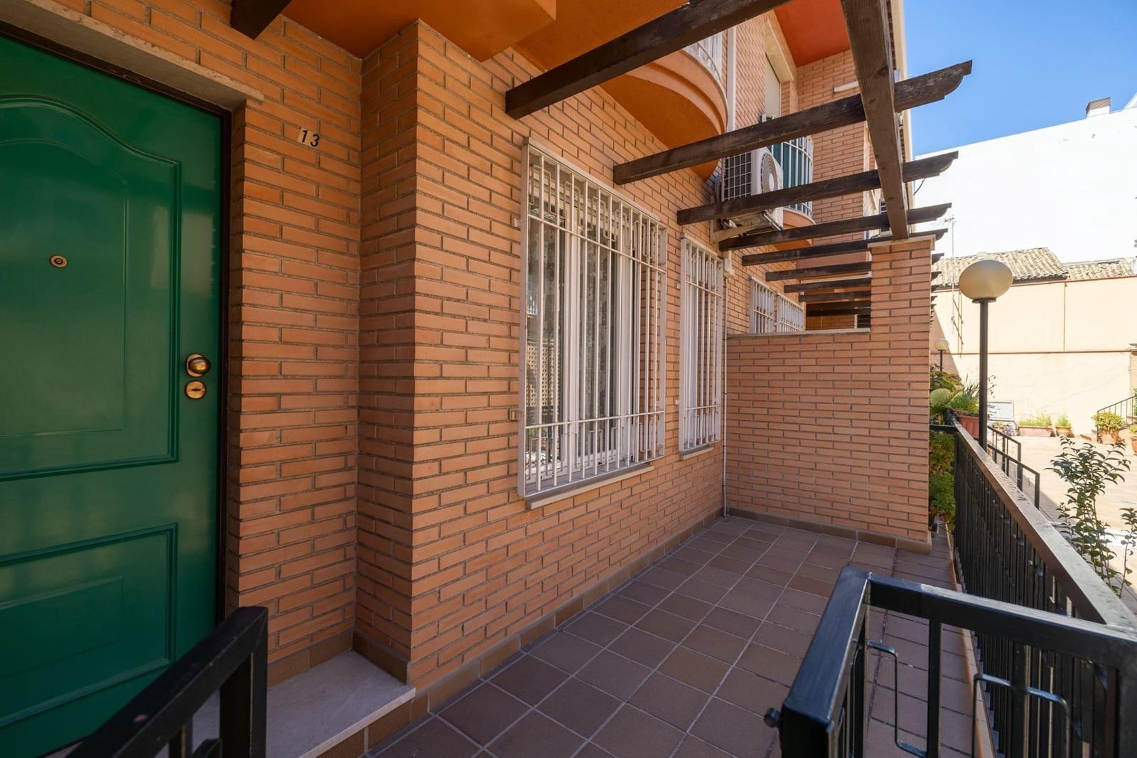 4 soveværelse Rækkehus til salg i Granada by - € 535.000 (Ref: 9712387)