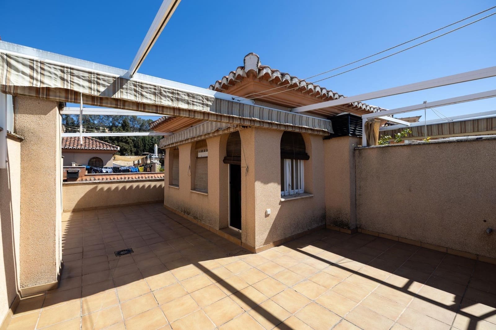 4 bedroom Terraced Villa for sale in Granada city - € 495,000 (Ref: 9712387)