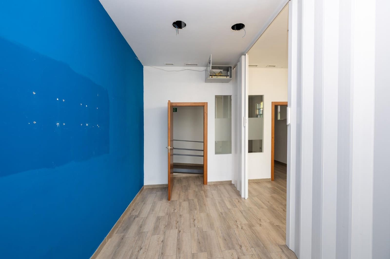 Erhverv til salg i Granada by - € 599.000 (Ref: 9712388)