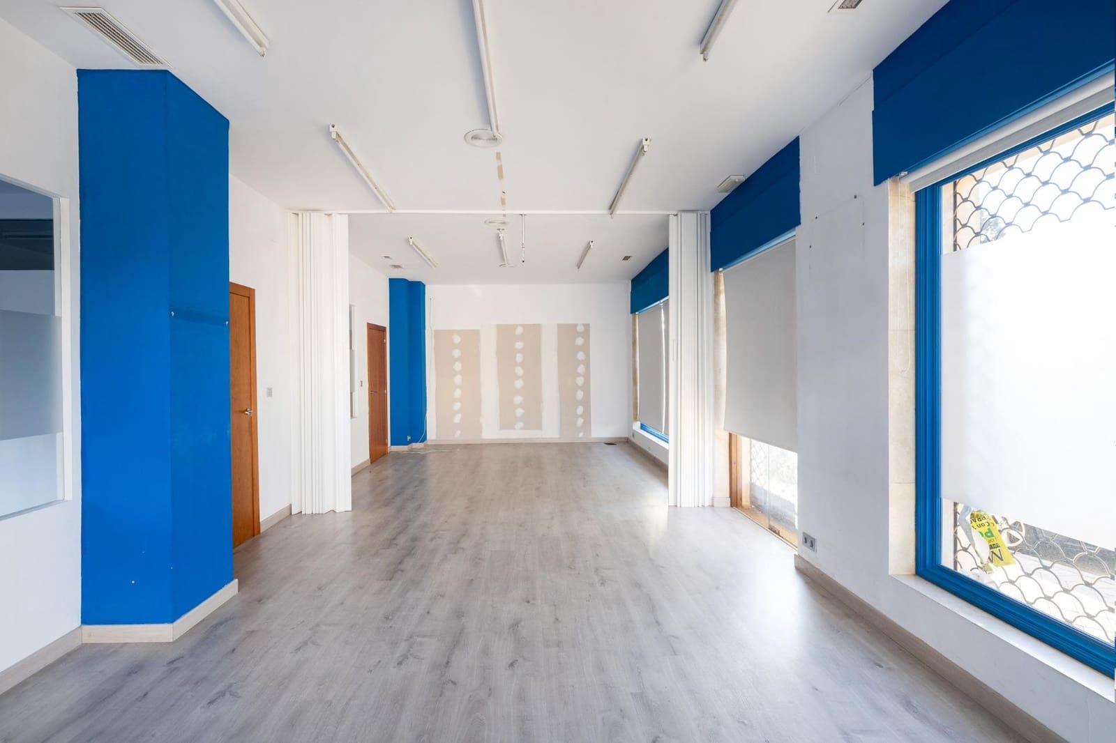 Erhverv til salg i Granada by - € 599.000 (Ref: 9712388)