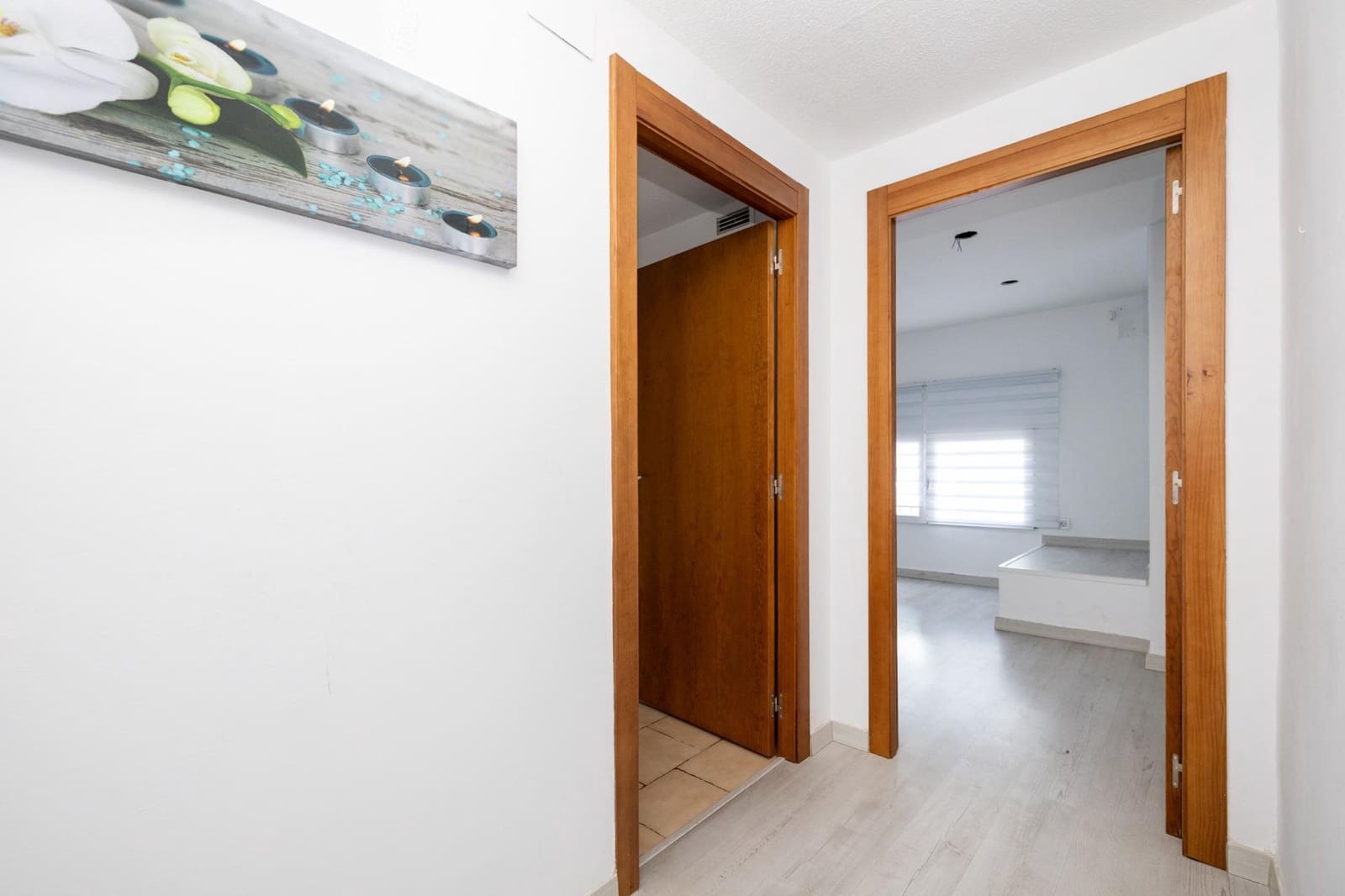 Erhverv til salg i Granada by - € 599.000 (Ref: 9712388)