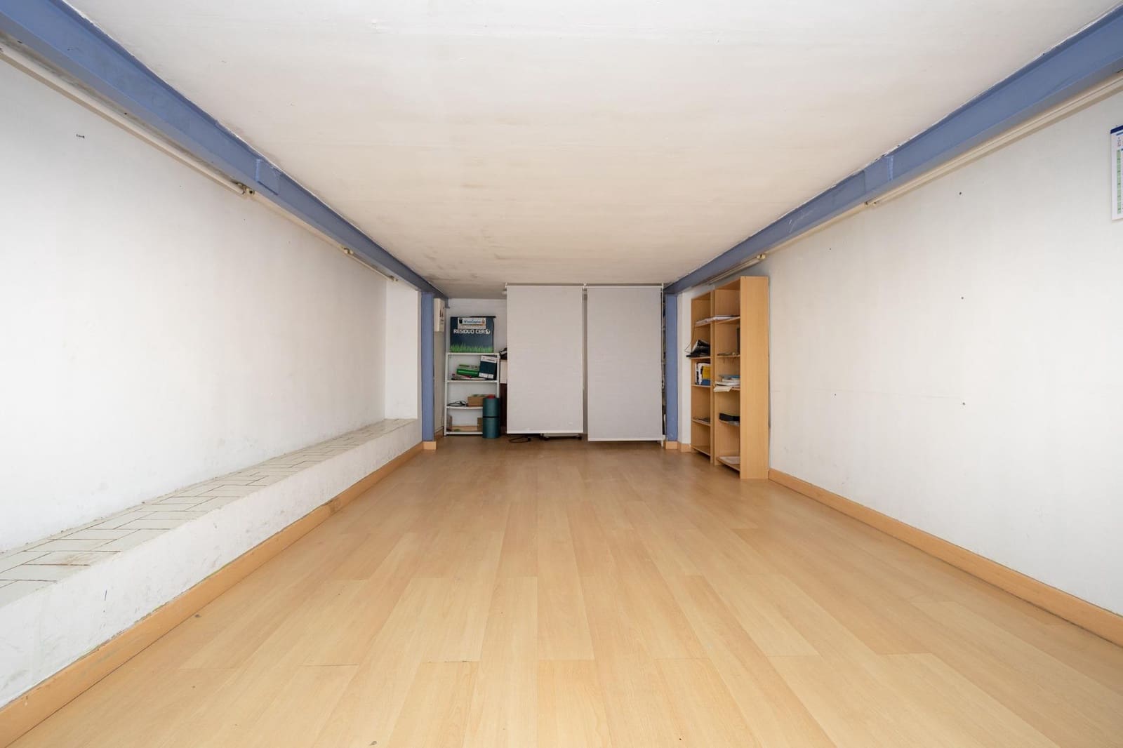 Erhverv til salg i Granada by - € 599.000 (Ref: 9712388)