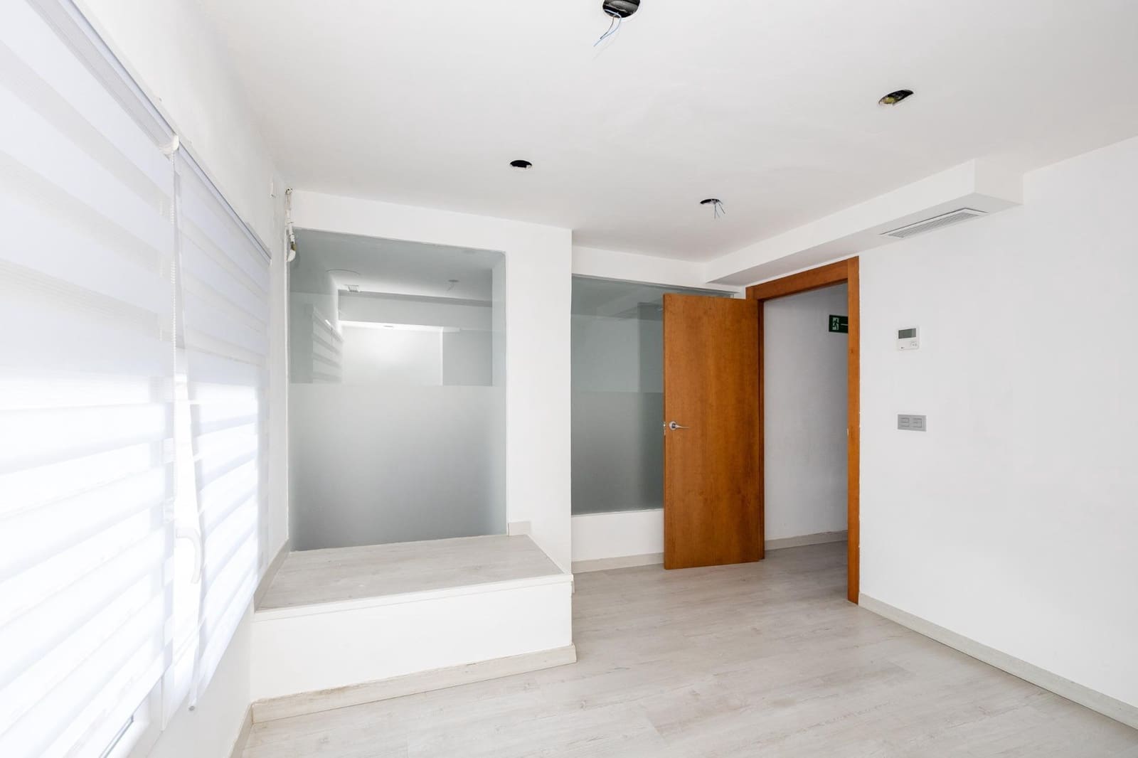 Erhverv til salg i Granada by - € 599.000 (Ref: 9712388)