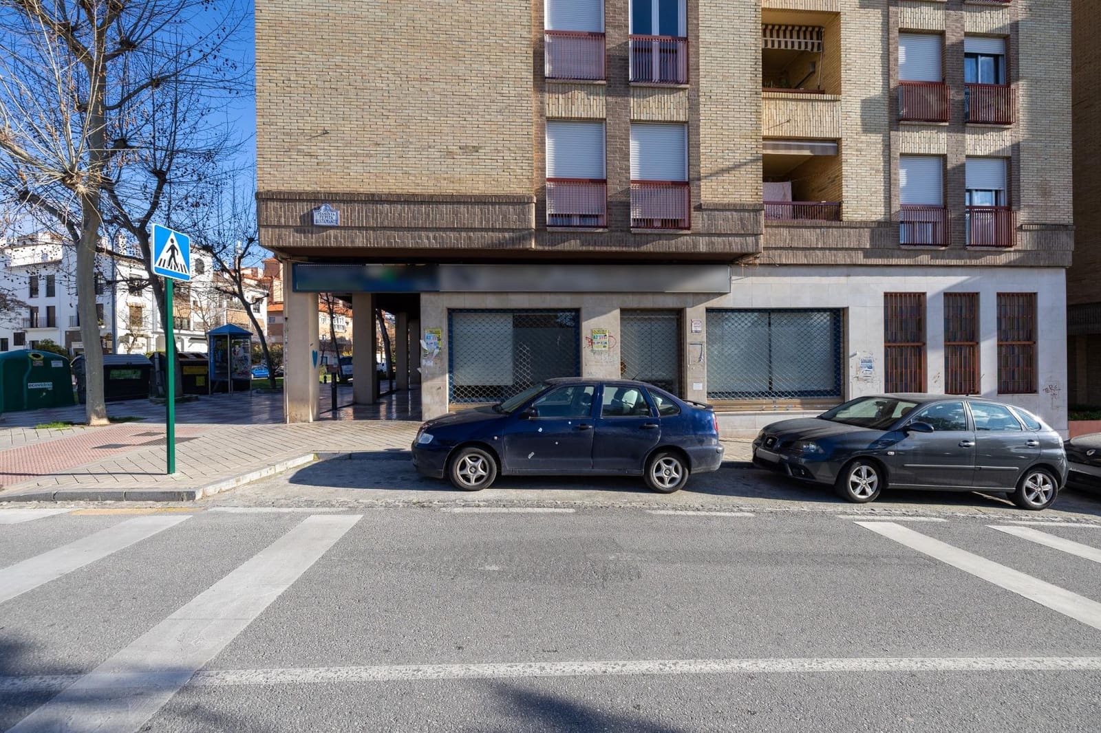 Erhverv til salg i Granada by - € 599.000 (Ref: 9712388)