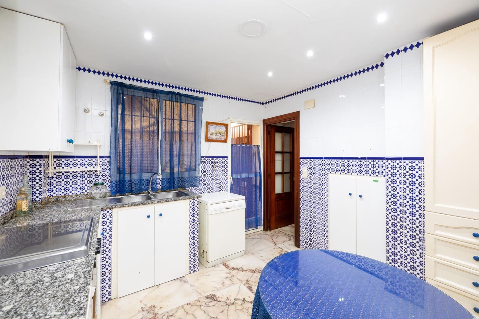 2 soveværelse Lejlighed til salg i Granada by - € 219.000 (Ref: 9712390)