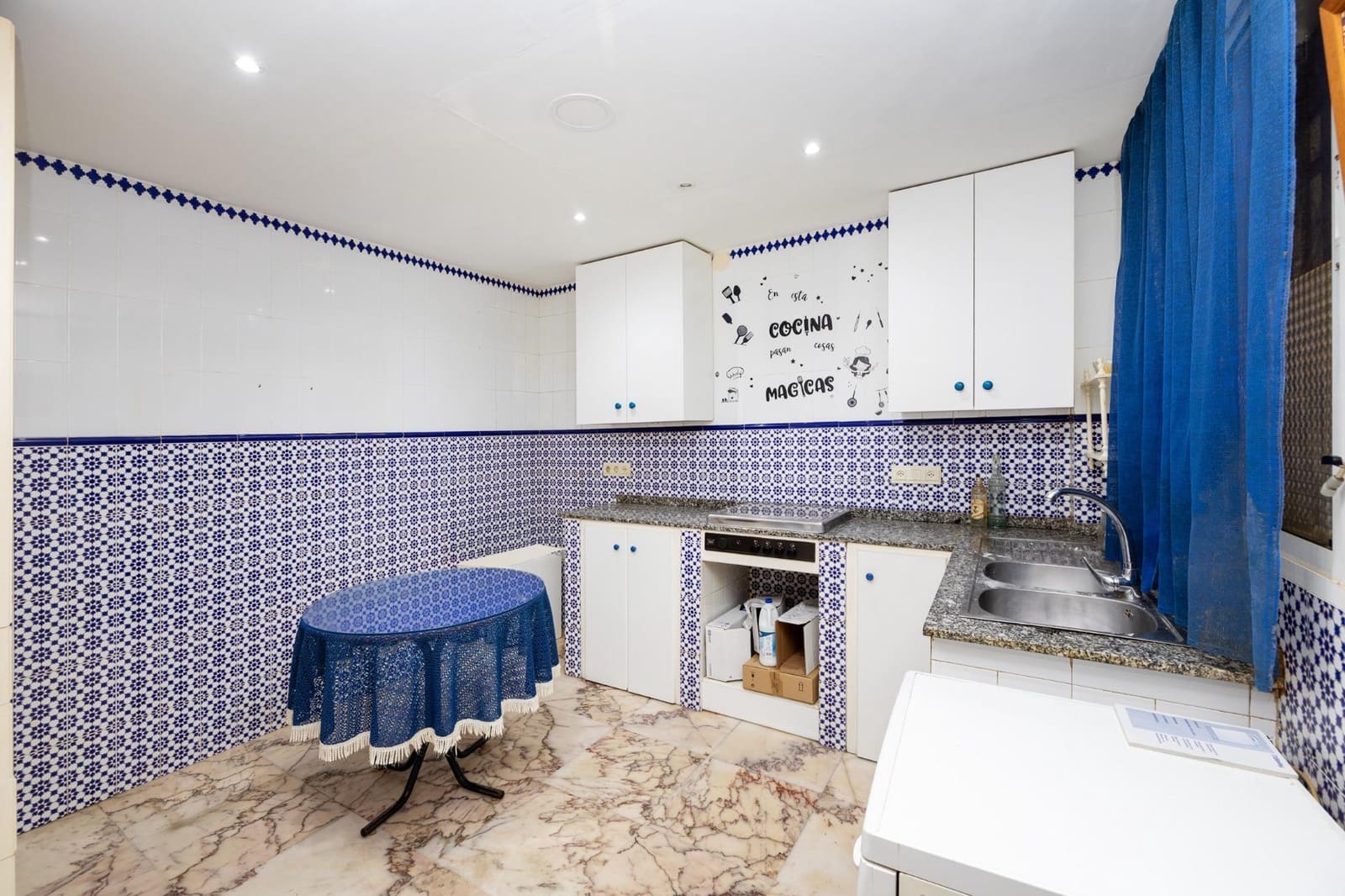 2 soveværelse Lejlighed til salg i Granada by - € 219.000 (Ref: 9712390)