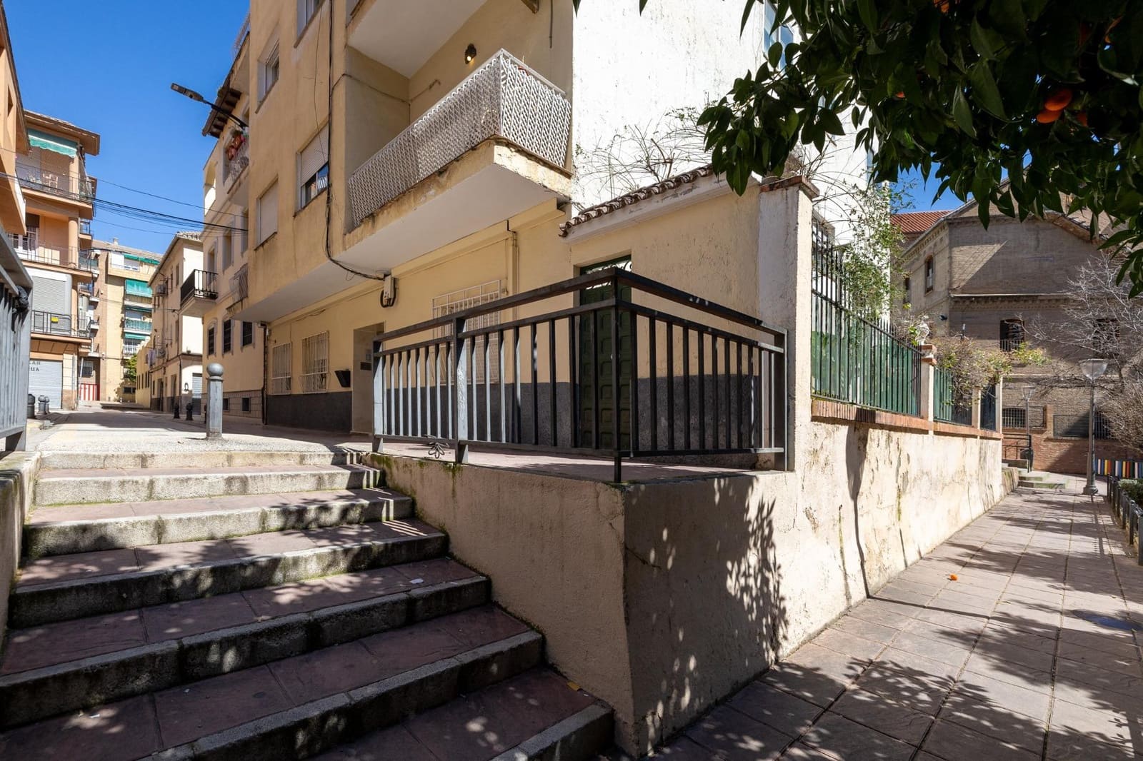 2 soveværelse Lejlighed til salg i Granada by - € 219.000 (Ref: 9712390)