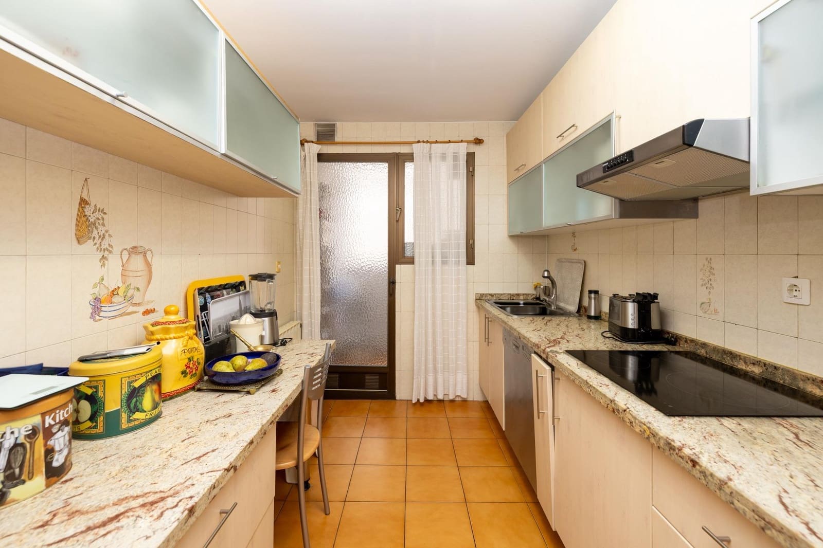 3 soveværelse Lejlighed til salg i Granada by med garage - € 350.000 (Ref: 9712391)