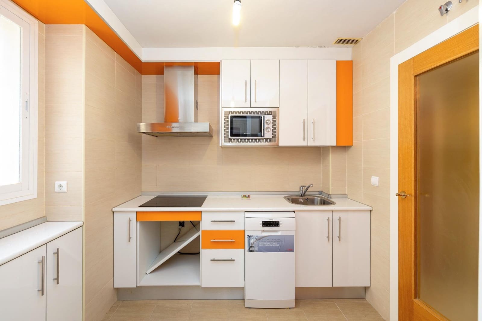 2 soveværelse Lejlighed til salg i Granada by med garage - € 218.332 (Ref: 9712392)