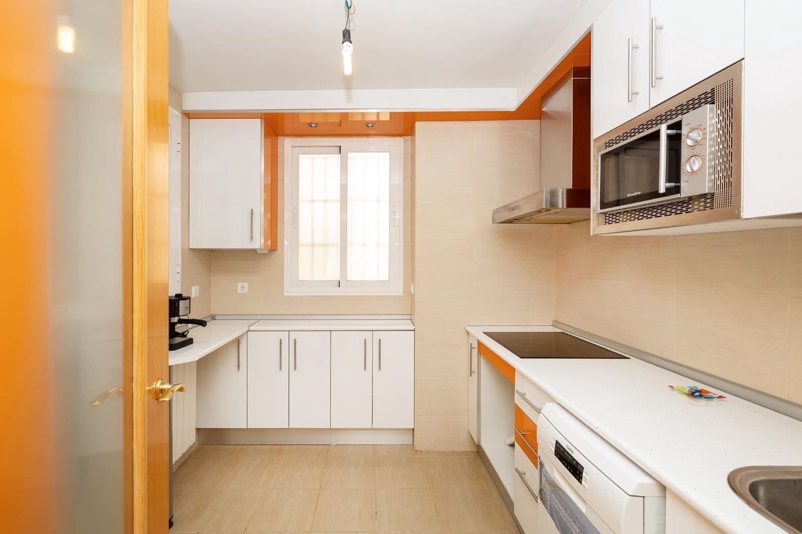 2 soveværelse Lejlighed til salg i Granada by med garage - € 218.332 (Ref: 9712392)