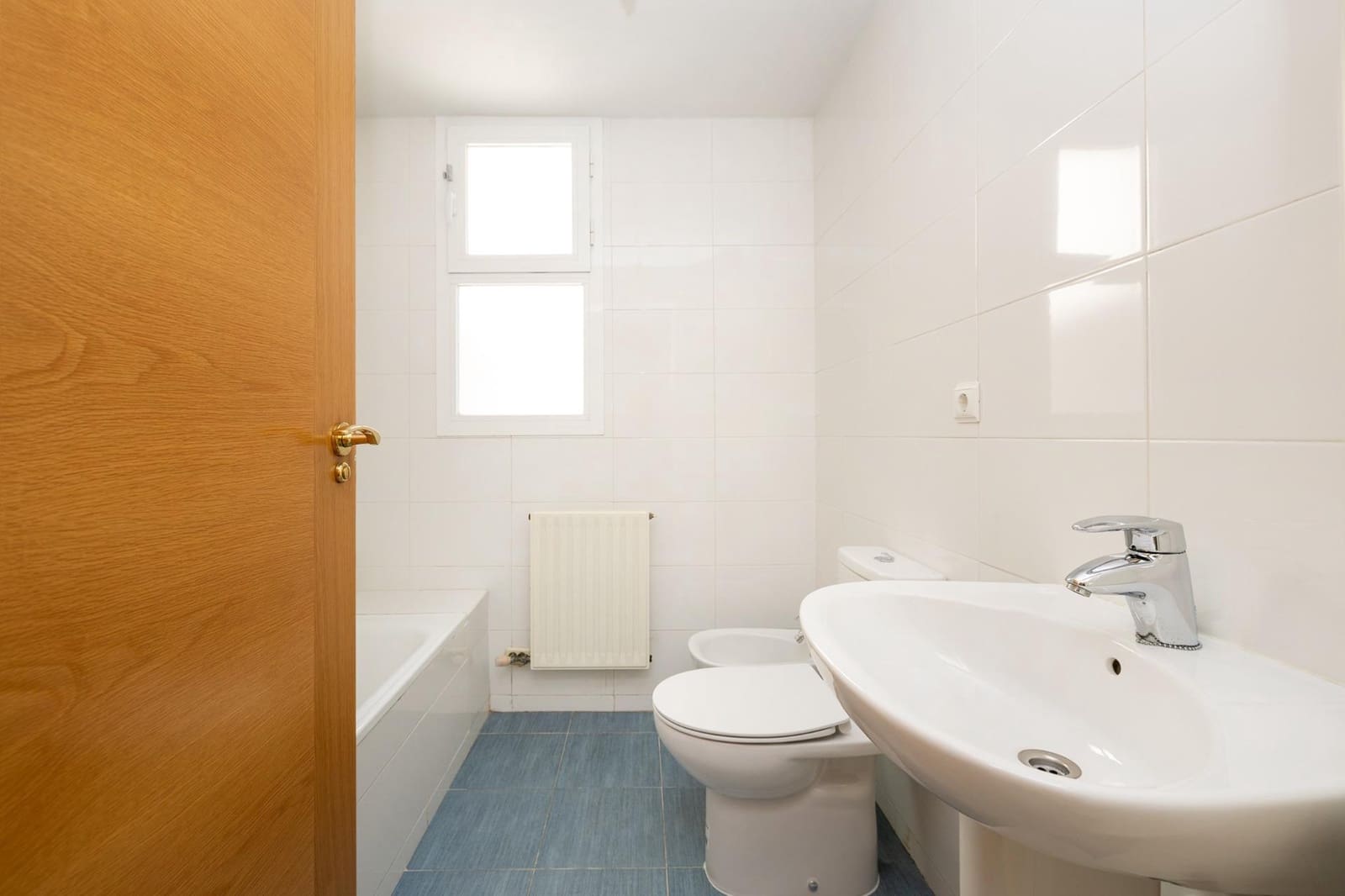 2 soveværelse Lejlighed til salg i Granada by med garage - € 218.332 (Ref: 9712392)