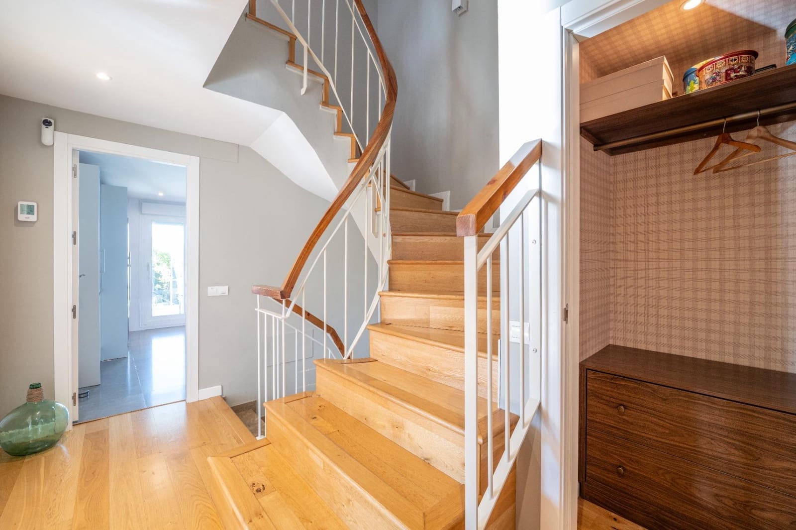 5 bedroom Semi-detached Villa for sale in Atarfe with garage - € 338,900 (Ref: 9712396)