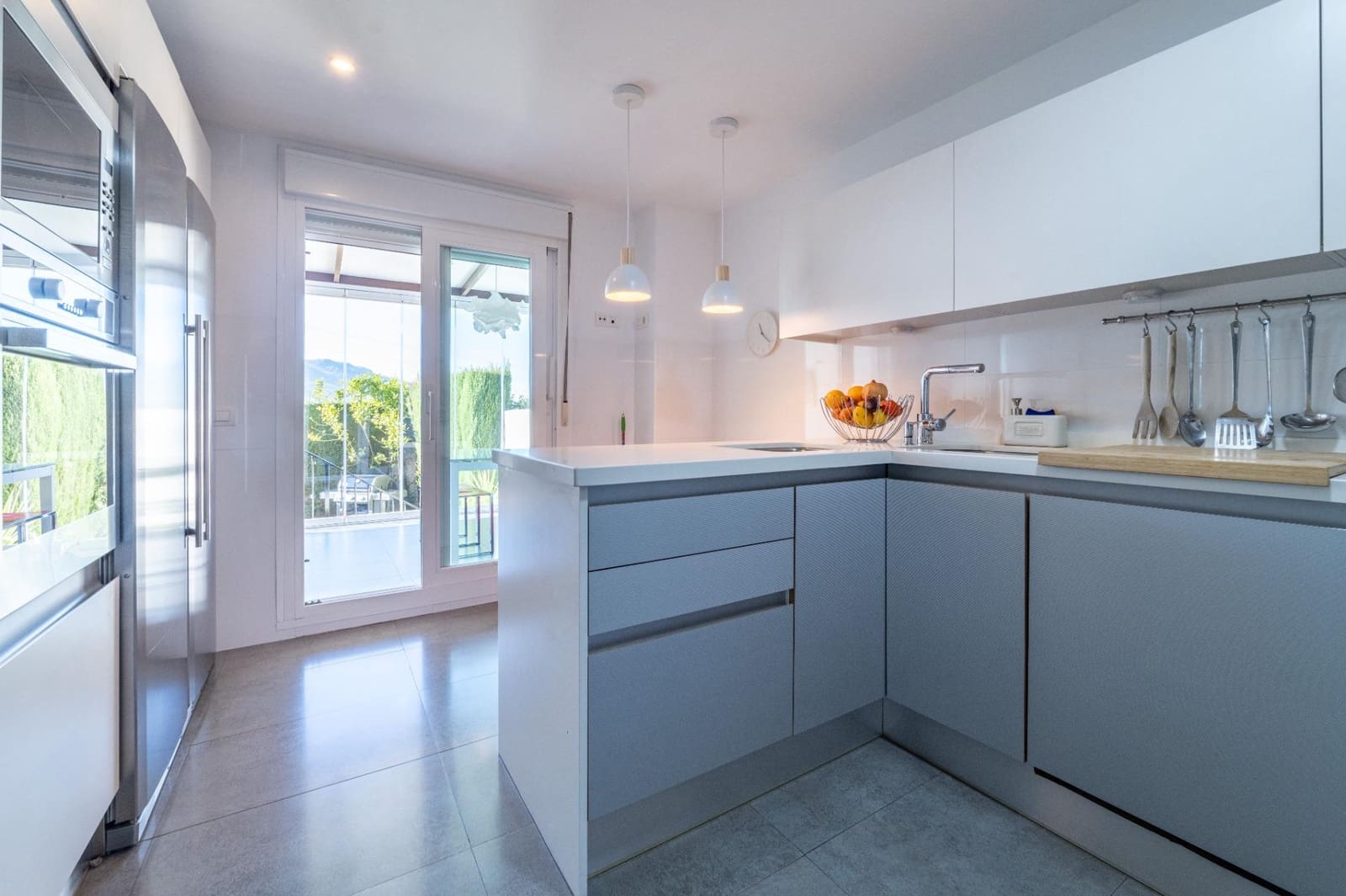 5 bedroom Semi-detached Villa for sale in Atarfe with garage - € 338,900 (Ref: 9712396)