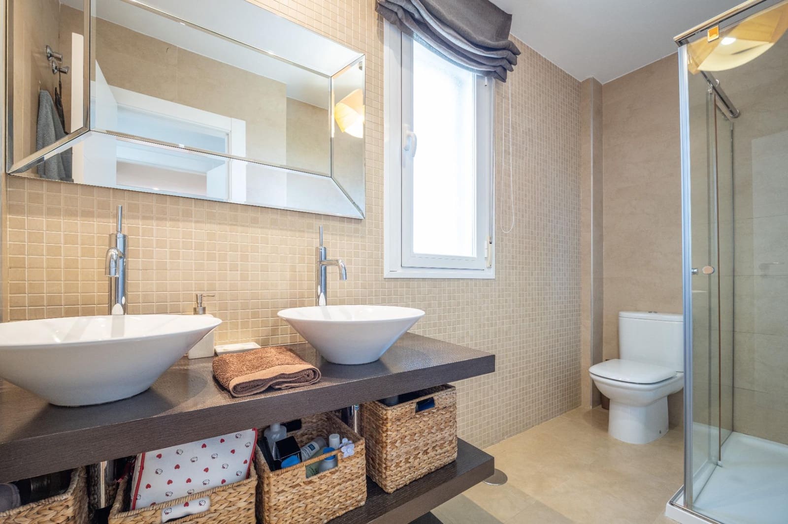 5 bedroom Semi-detached Villa for sale in Atarfe with garage - € 338,900 (Ref: 9712396)