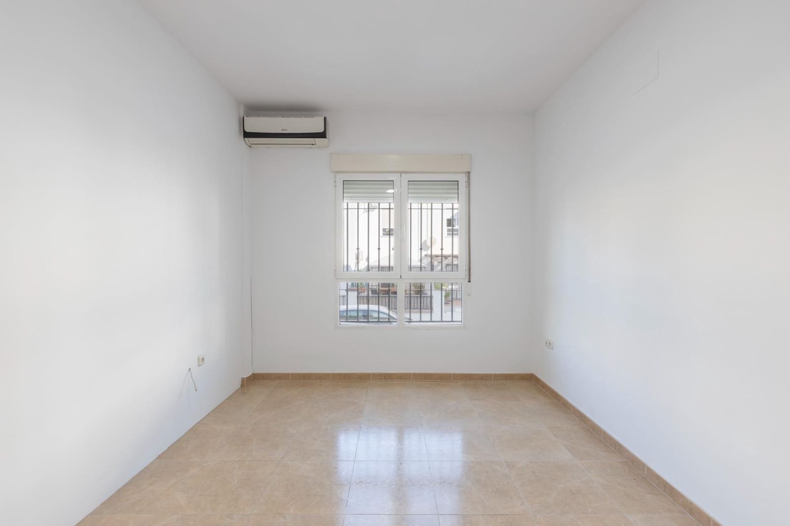 2 bedroom Flat for sale in Alhendin - € 165,000 (Ref: 9715152)