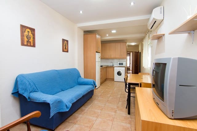 21 bedroom Apartment for sale in Centro - Sagrario, Granada city - € 1,700,000 (Ref: 9715153)