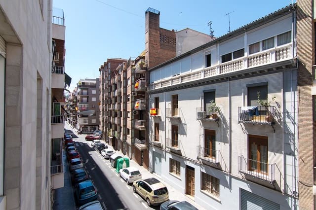 21 bedroom Apartment for sale in Centro - Sagrario, Granada city - € 1,700,000 (Ref: 9715153)