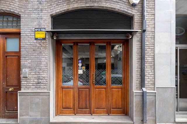 21 bedroom Apartment for sale in Centro - Sagrario, Granada city - € 1,700,000 (Ref: 9715153)