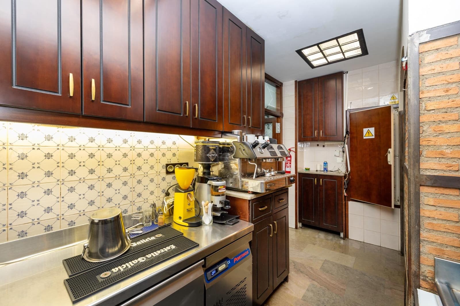 21 soveværelse Lejlighed til salg i Granada by - € 1.700.000 (Ref: 9715153)