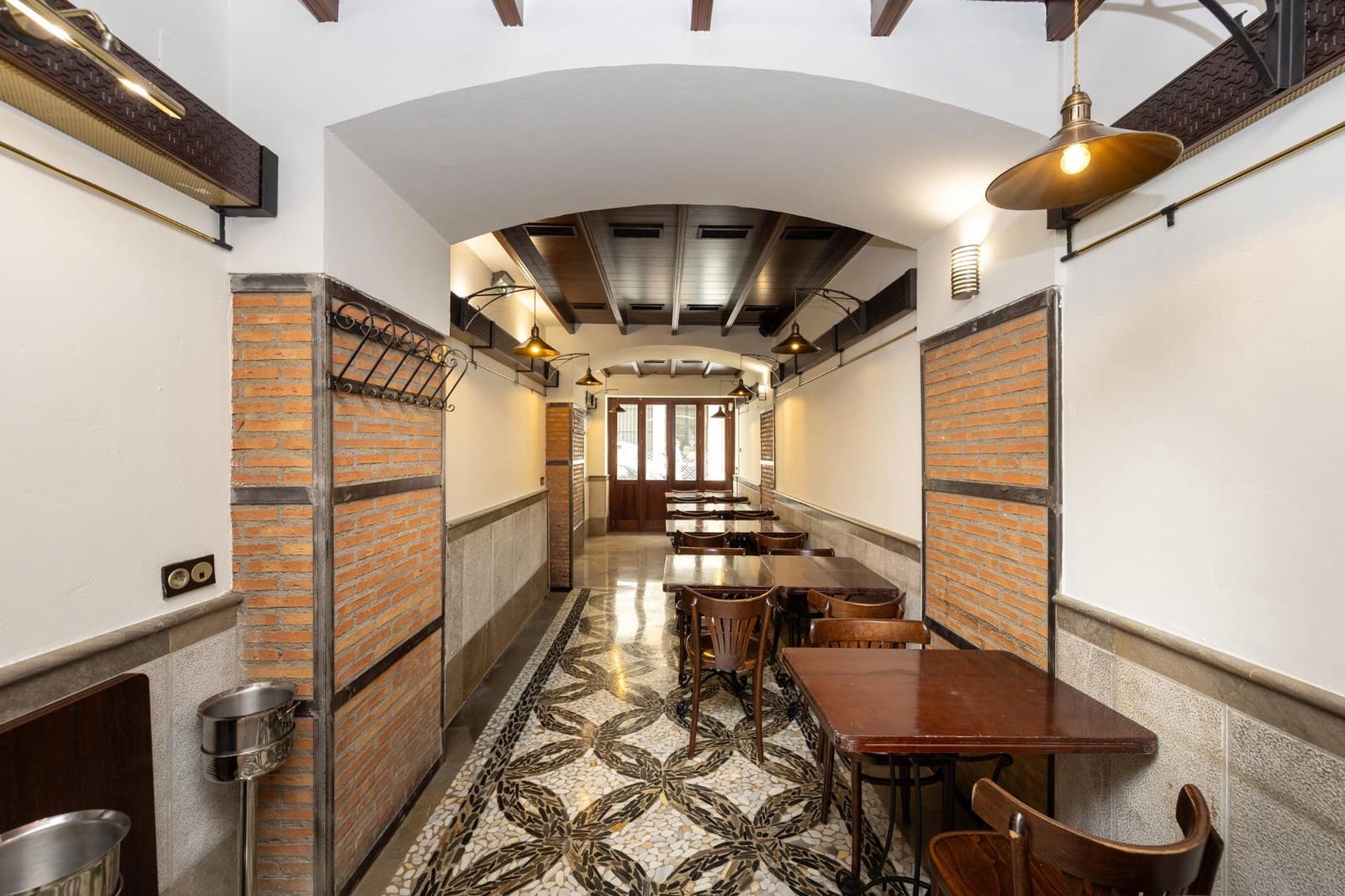 21 soveværelse Lejlighed til salg i Granada by - € 1.700.000 (Ref: 9715153)