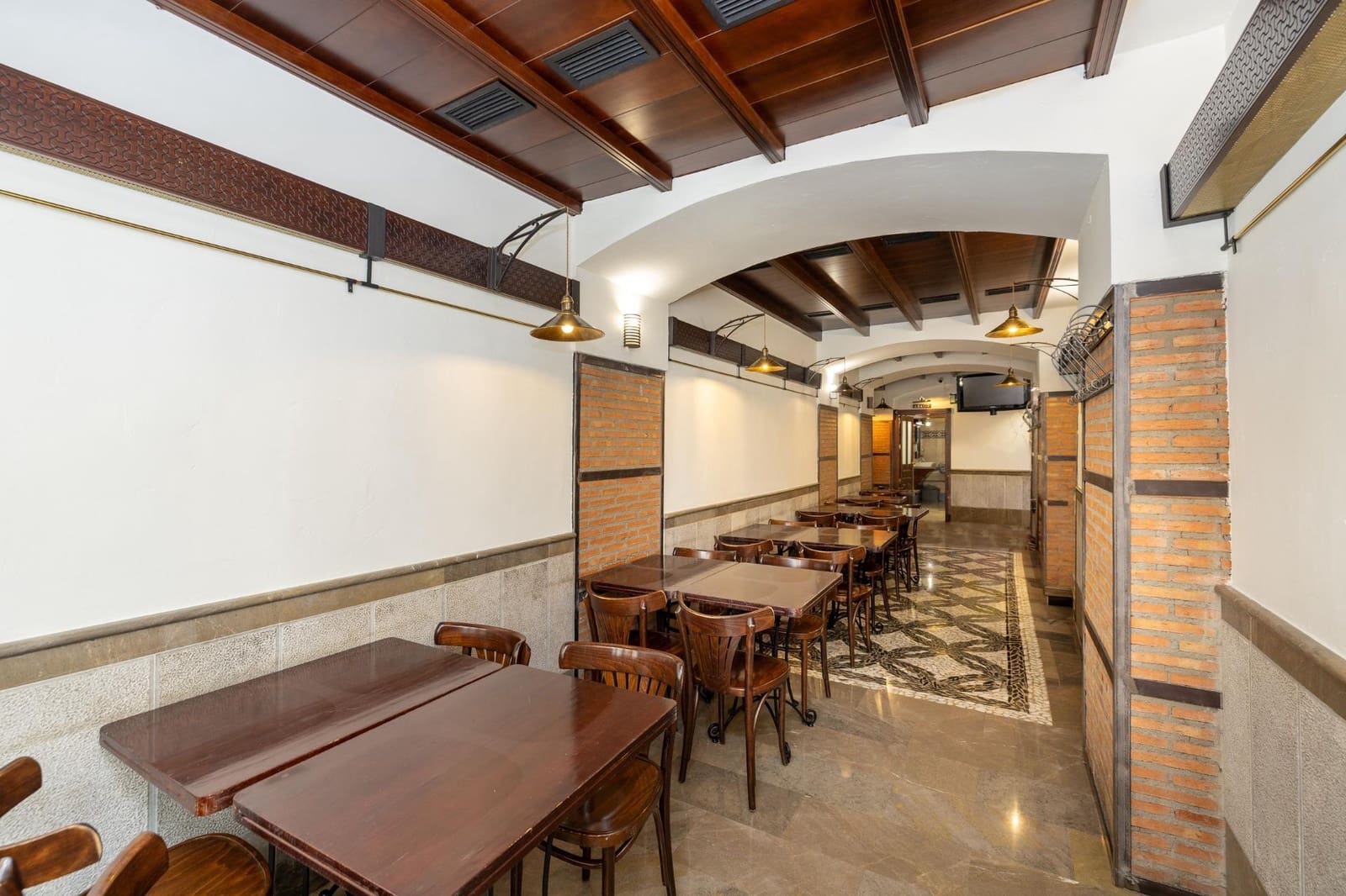 21 soveværelse Lejlighed til salg i Granada by - € 1.700.000 (Ref: 9715153)