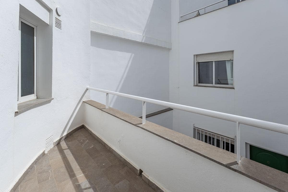 2 soverom Leilighet til salgs i Granada by med garasje - € 220 000 (Ref: 9715155)