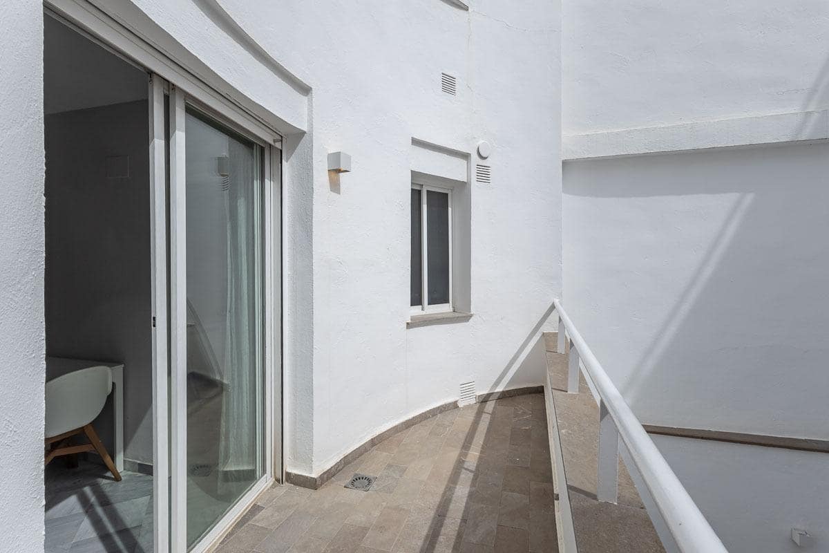 2 soverom Leilighet til salgs i Granada by med garasje - € 220 000 (Ref: 9715155)