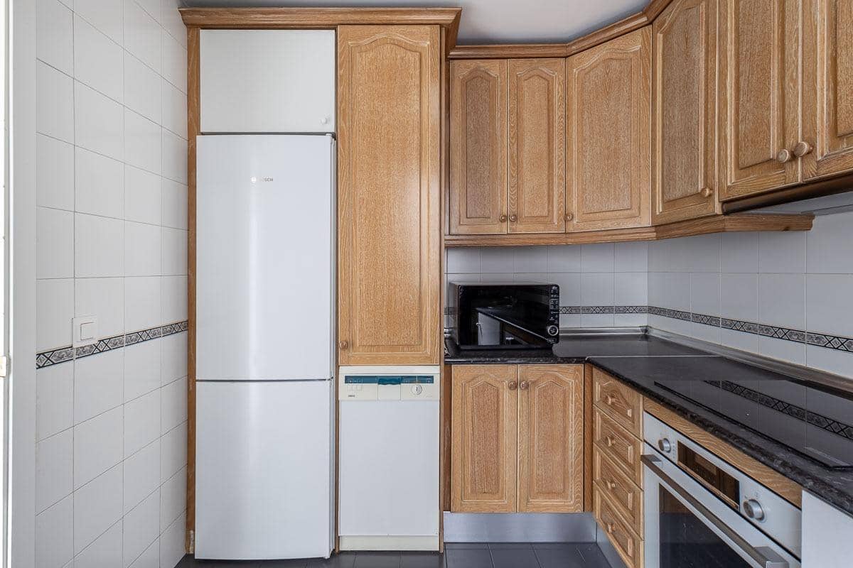 2 soverom Leilighet til salgs i Granada by med garasje - € 220 000 (Ref: 9715155)