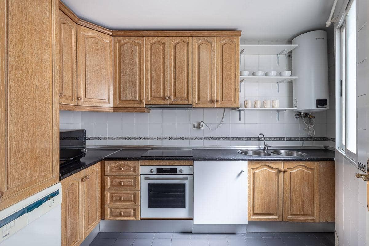 2 soverom Leilighet til salgs i Granada by med garasje - € 220 000 (Ref: 9715155)