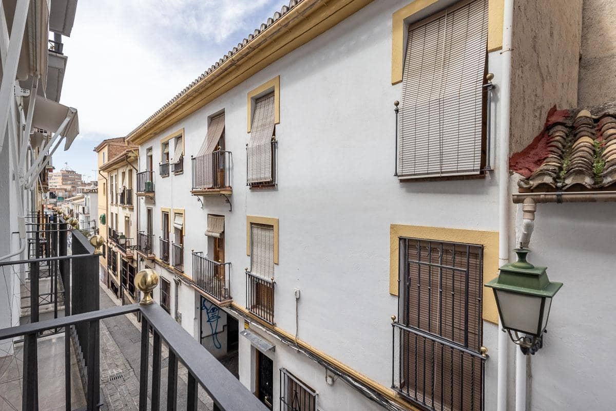 2 soverom Leilighet til salgs i Granada by med garasje - € 220 000 (Ref: 9715155)