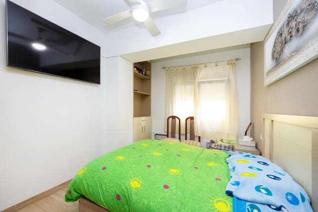 3 soveværelse Lejlighed til salg i Granada by - € 319.500 (Ref: 9715156)