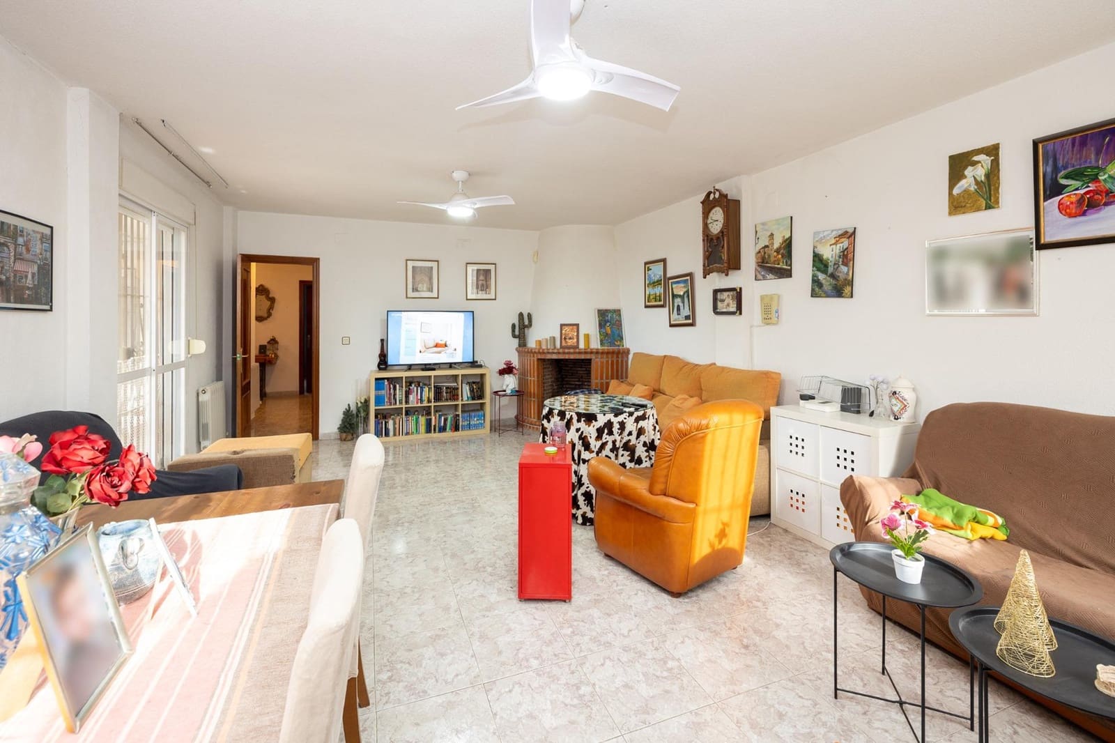 4 bedroom Villa for sale in Otura with pool garage - € 349,500 (Ref: 9715157)