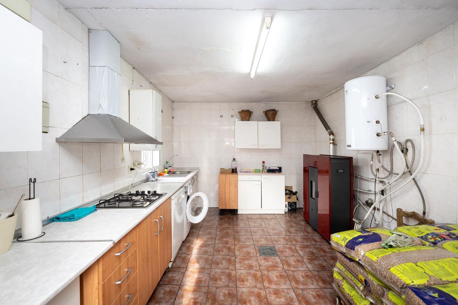 4 bedroom Villa for sale in Otura with pool garage - € 349,500 (Ref: 9715157)