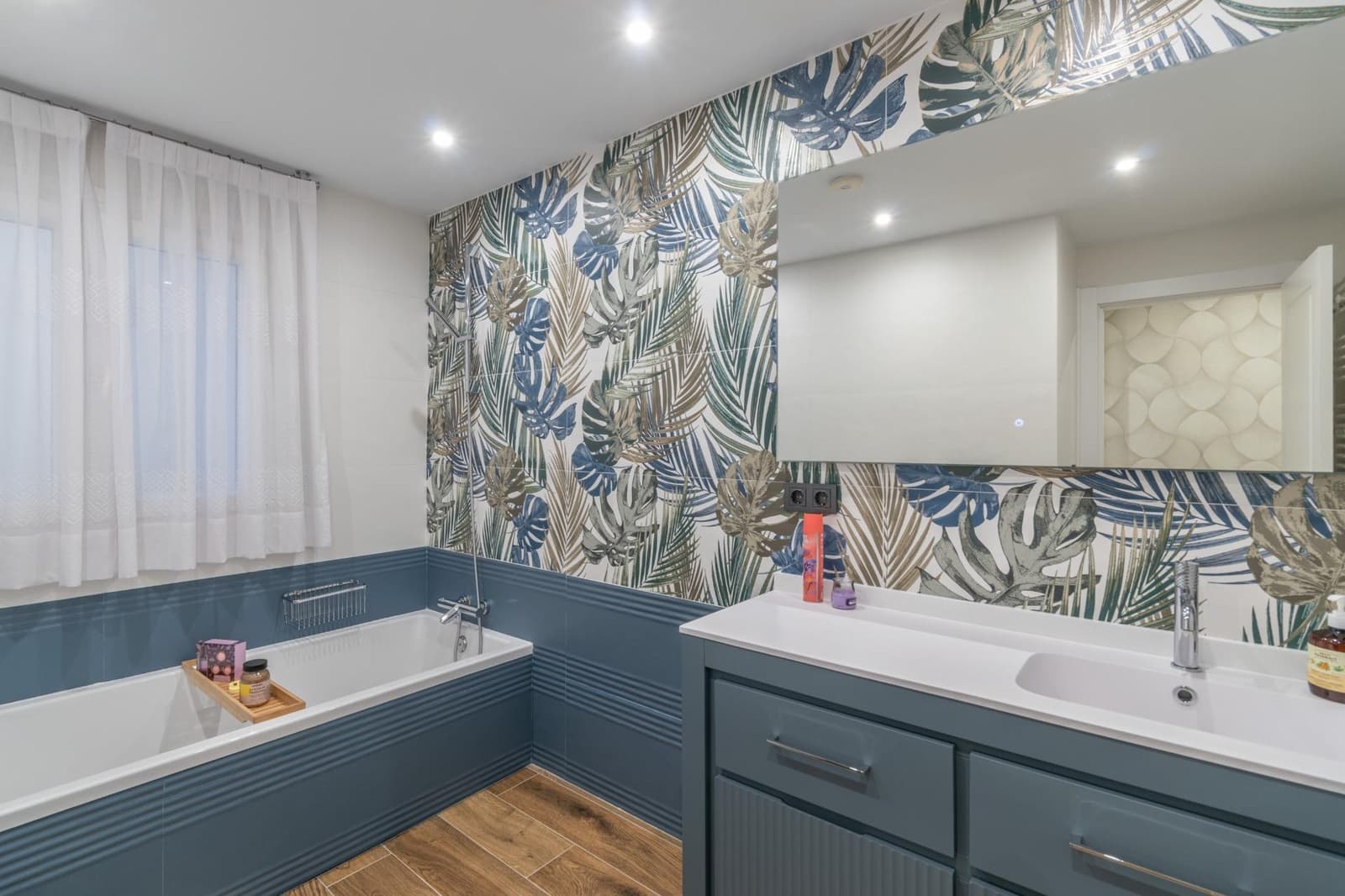 Casa de 4 habitaciones en Peligros en venta con garaje - 349.000 € (Ref: 9715160)