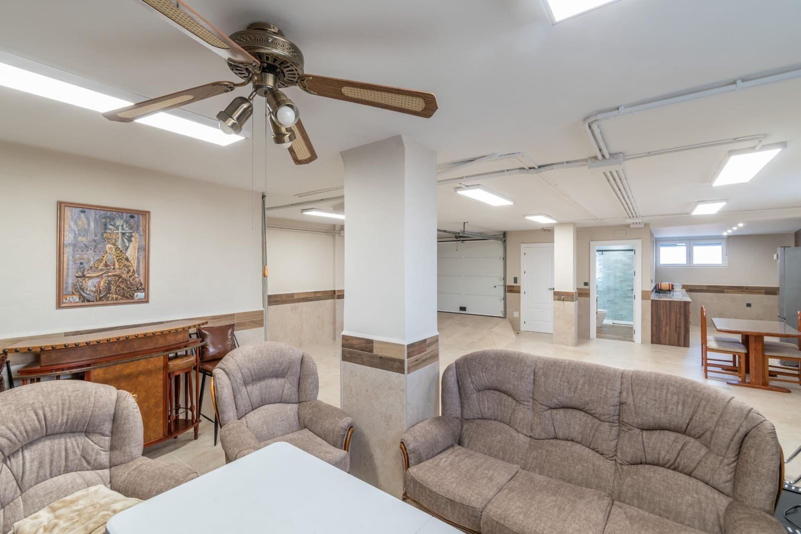 Casa de 4 habitaciones en Peligros en venta con garaje - 349.000 € (Ref: 9715160)