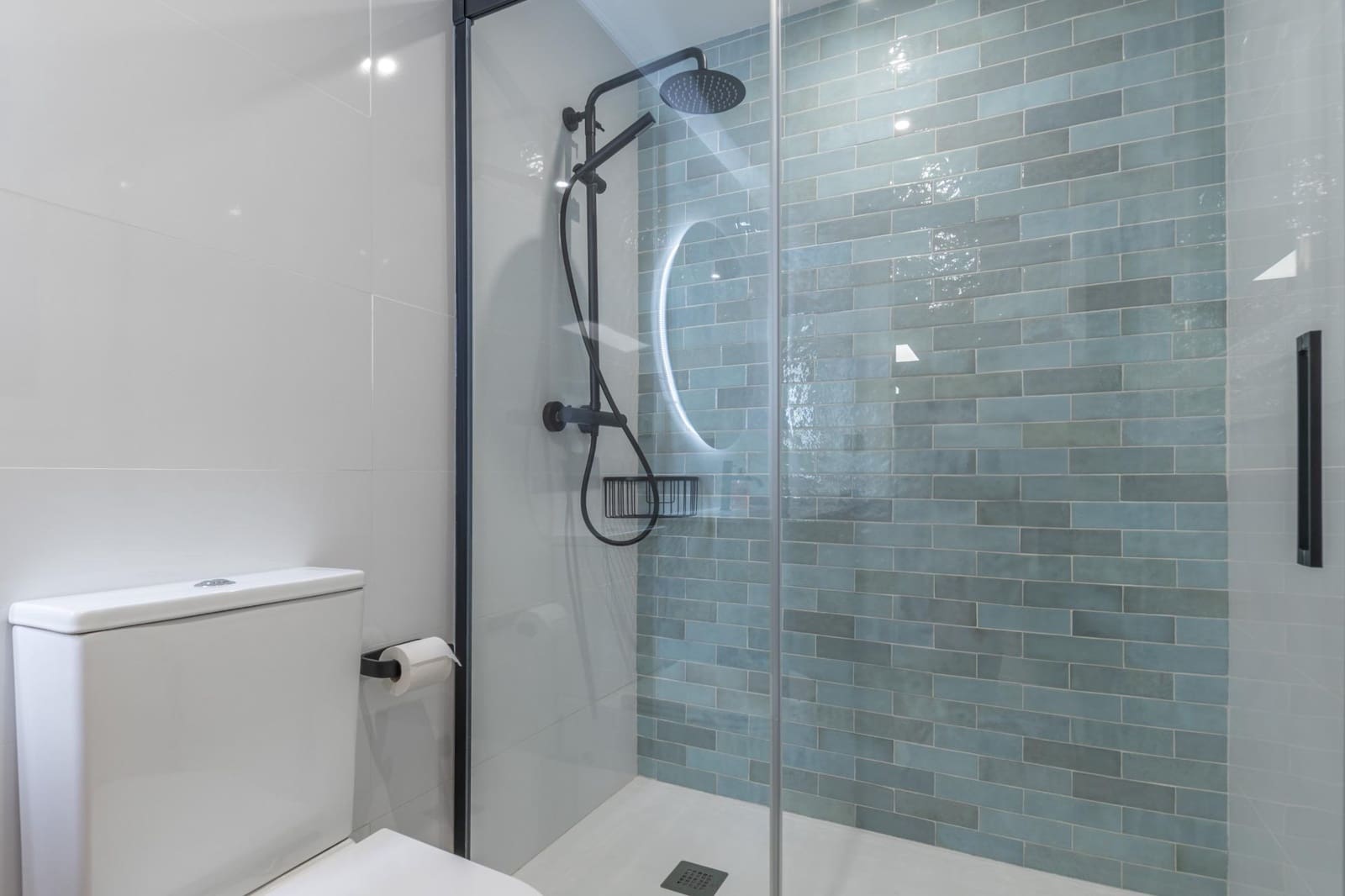 Casa de 4 habitaciones en Peligros en venta con garaje - 349.000 € (Ref: 9715160)