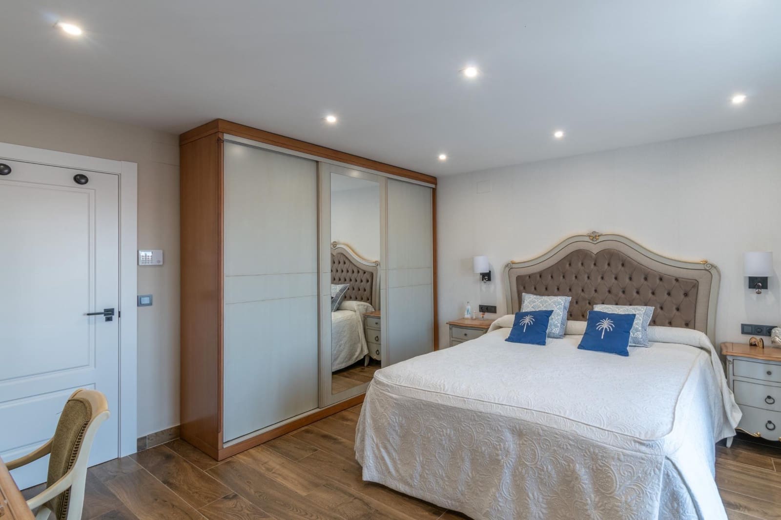 Casa de 4 habitaciones en Peligros en venta con garaje - 349.000 € (Ref: 9715160)